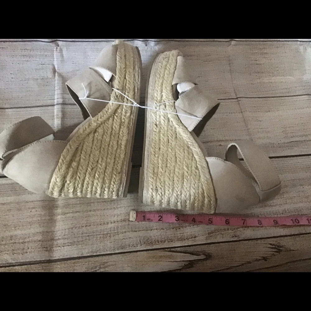 Universal Thread Wedge Sandal size 11 NWT - Picture 5 of 8